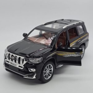 1: 24 Toyota Prado off-road vehicle model car model collection ornaments